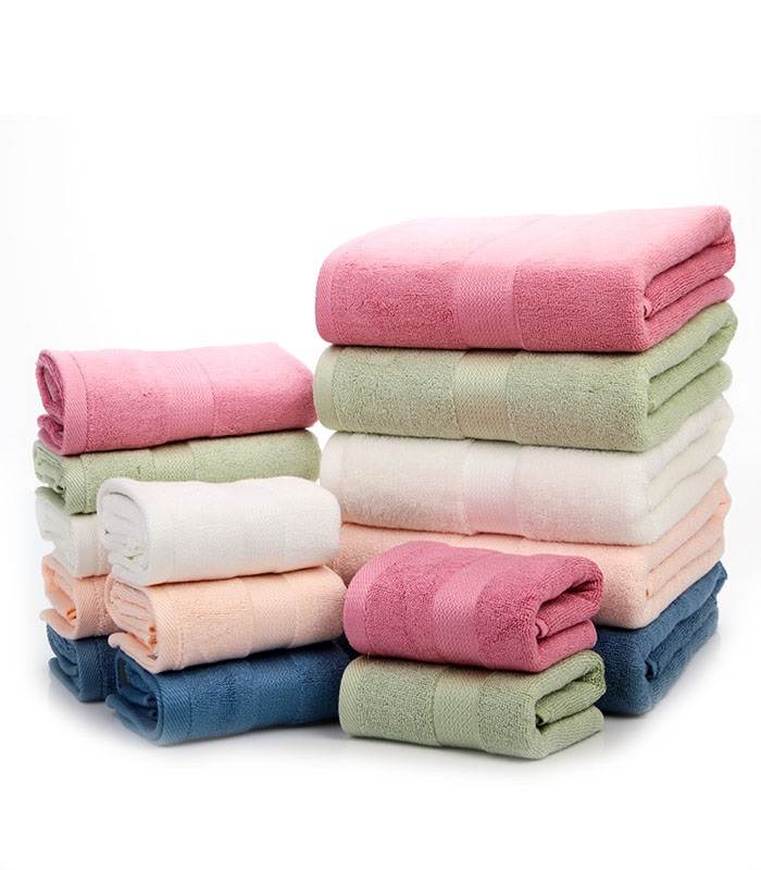 1pc Super Large Solid Color Towel/bath Towel In Modern & Simple